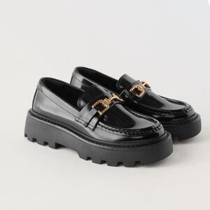 Zara girls Black faux patent leather loafers, size 35